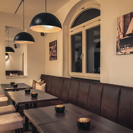 Bahnlounge 1907 4* 노이엔슈타트 암 코허