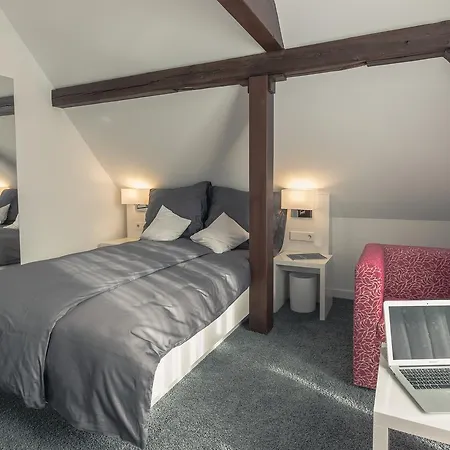 Bahnlounge 1907 B&B 노이엔슈타트 암 코허