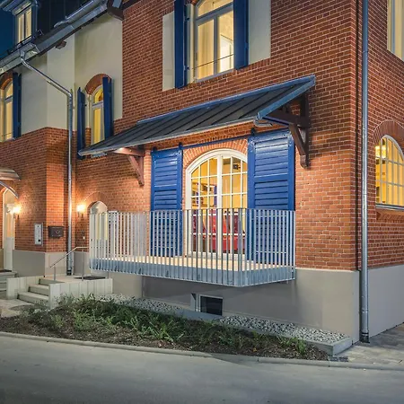 Bed & Breakfast Bahnlounge 1907 4*