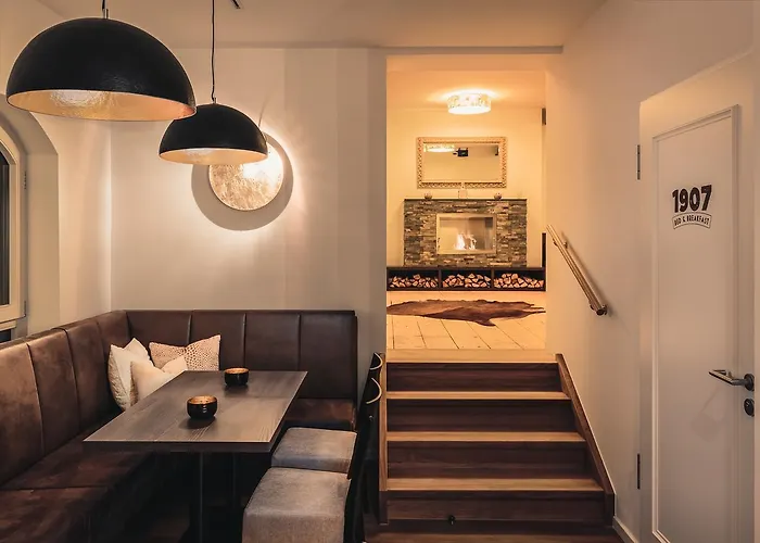 Bahnlounge 1907 4* Neuenstadt am Kocher